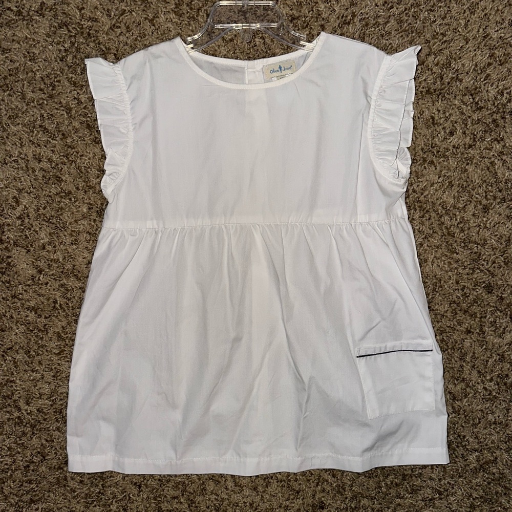Olive Juice Sweet Ruffled Sleeves Top- ❤️Excellent Condition ❤️